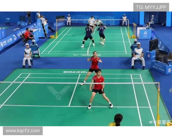 重庆羽毛球队在精英赛中的比赛经验与表现分析